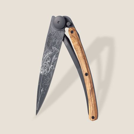 Bass Fishing 27g Knife, Black, Olive Wood