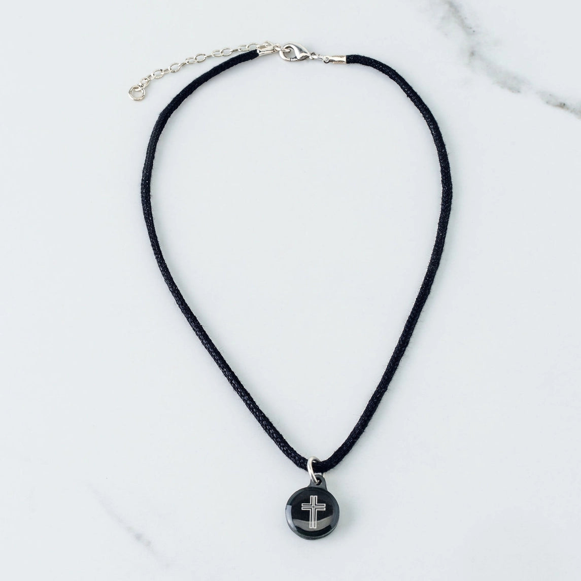 Tap To Pray® Survivor Series Necklace Onyx Cross