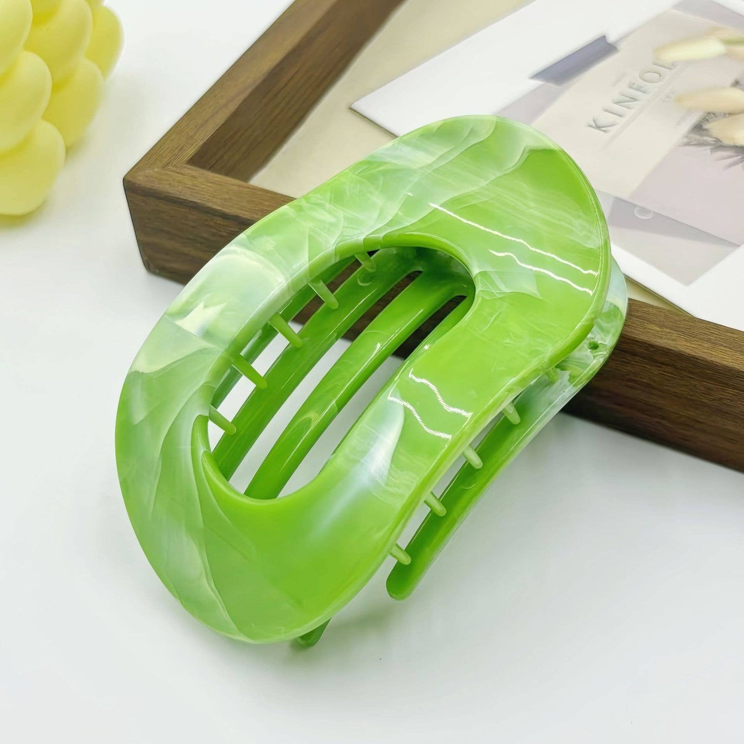 Marble Flat Oval Hair Claw
