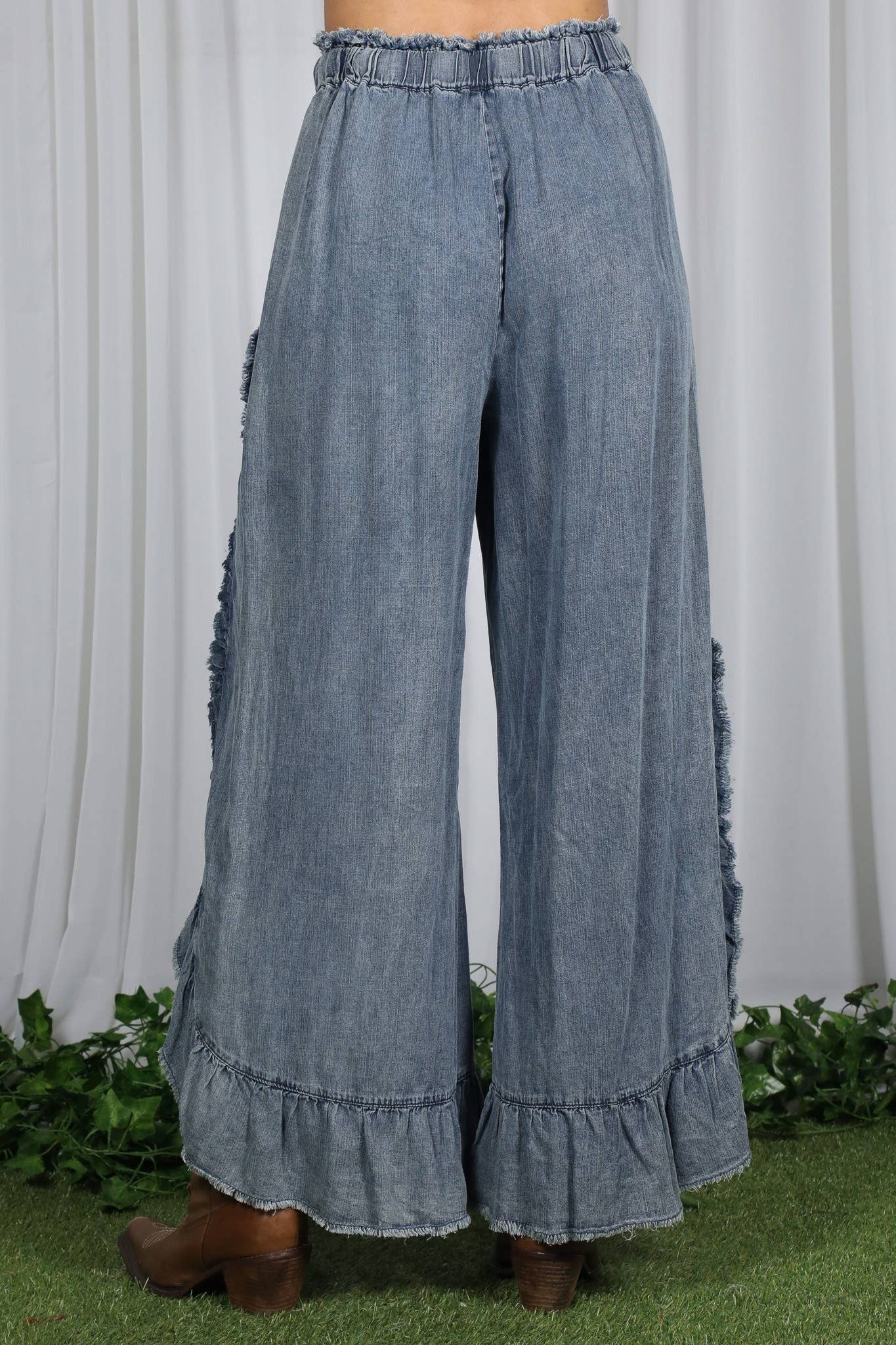 Flared Ruffle Hem Washed Chambray Crop Denim Pants VP83040