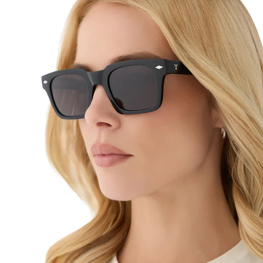 DIFF Sunglasses- Kayce Dutton- Classic Black Grey Polarized Sunglasses