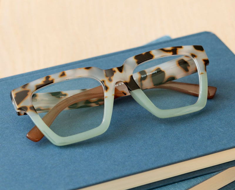 Take a Bow- Chai Tortoise/Green Readers by Peepers