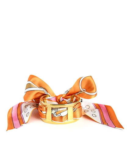 Scarf cuff bracelet